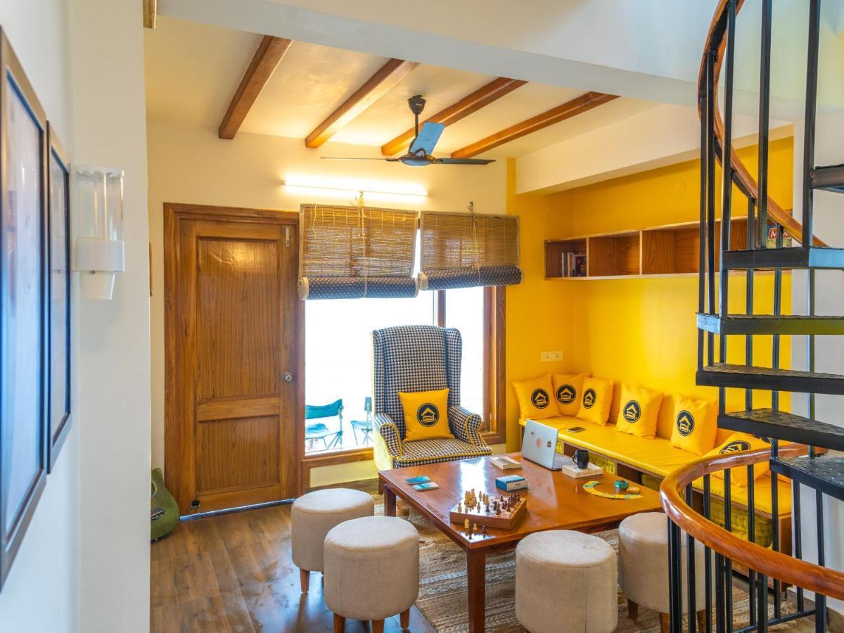 The Hosteller Mussoorie, Mall Road Exteriér fotografie