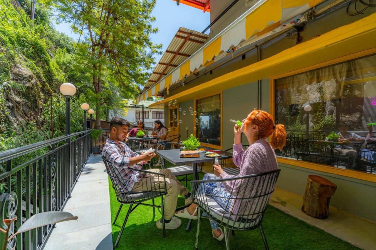 The Hosteller Mussoorie, Mall Road Exteriér fotografie